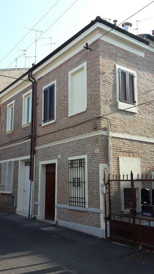 La Casetta Ferrara B&B Экстерьер фото