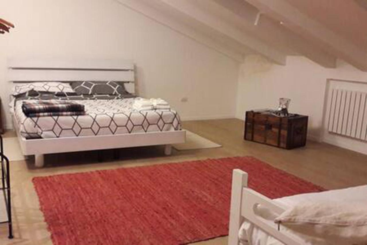 La Casetta Ferrara B&B Экстерьер фото